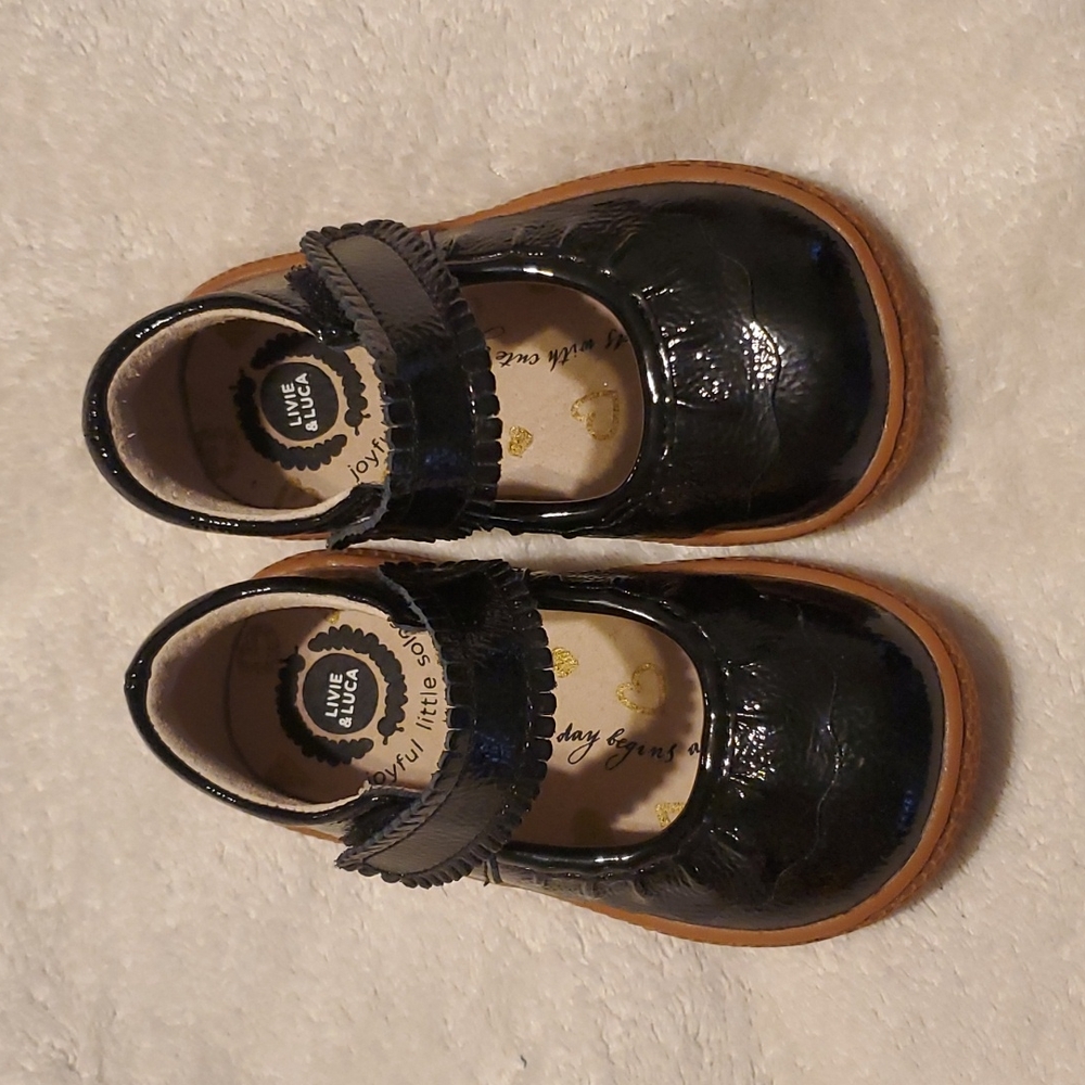 Livie & Luca Ruche Classic Black Mary Jane's Size 6